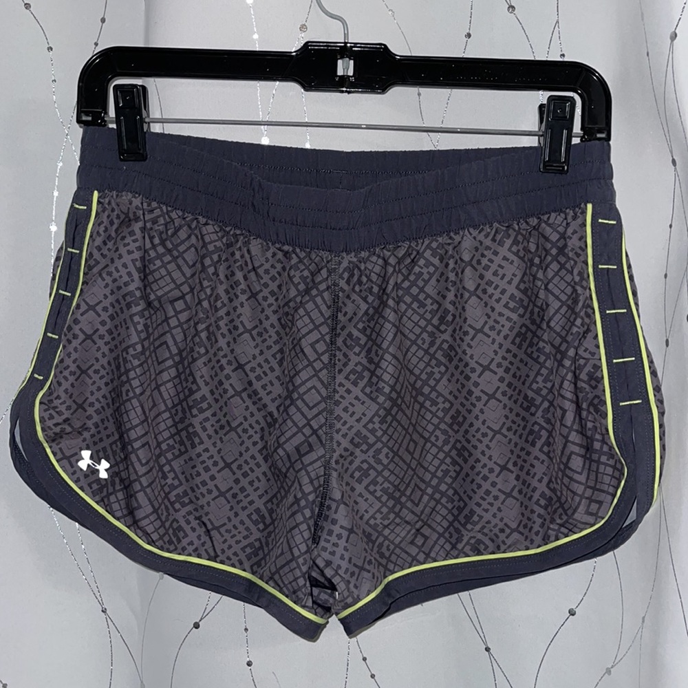 EUC Under Armour | semi-fitted running shorts, drawstring elastic waistband